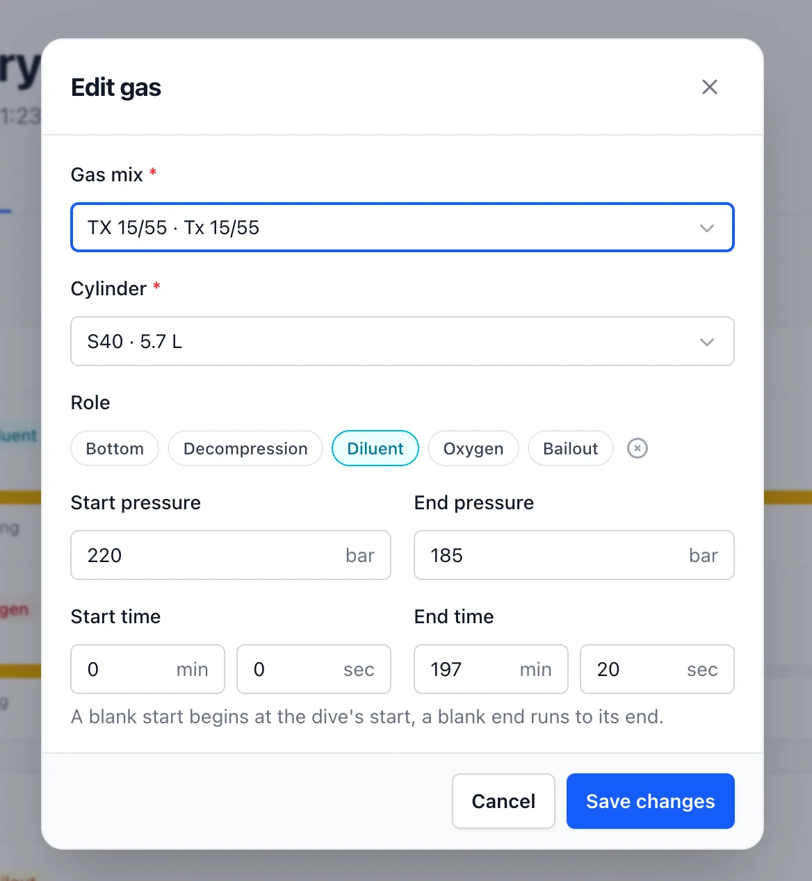 The Divebase "Add gas" form, choosing a cylinder, a mix, a role, the pressures, and the time window
