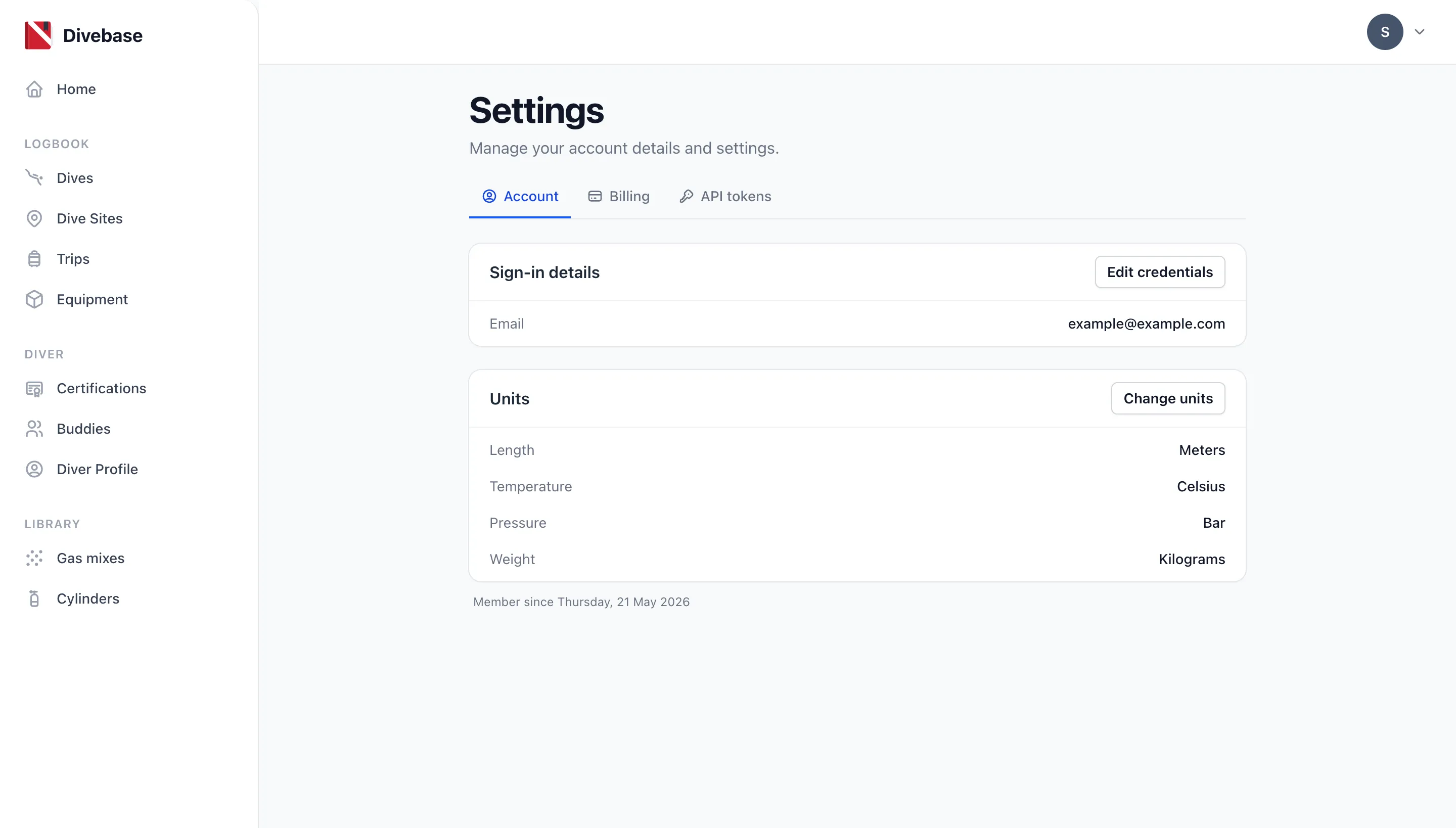 The Divebase Settings page, the new Units panel listing the chosen unit for length, temperature, pressure, and weight