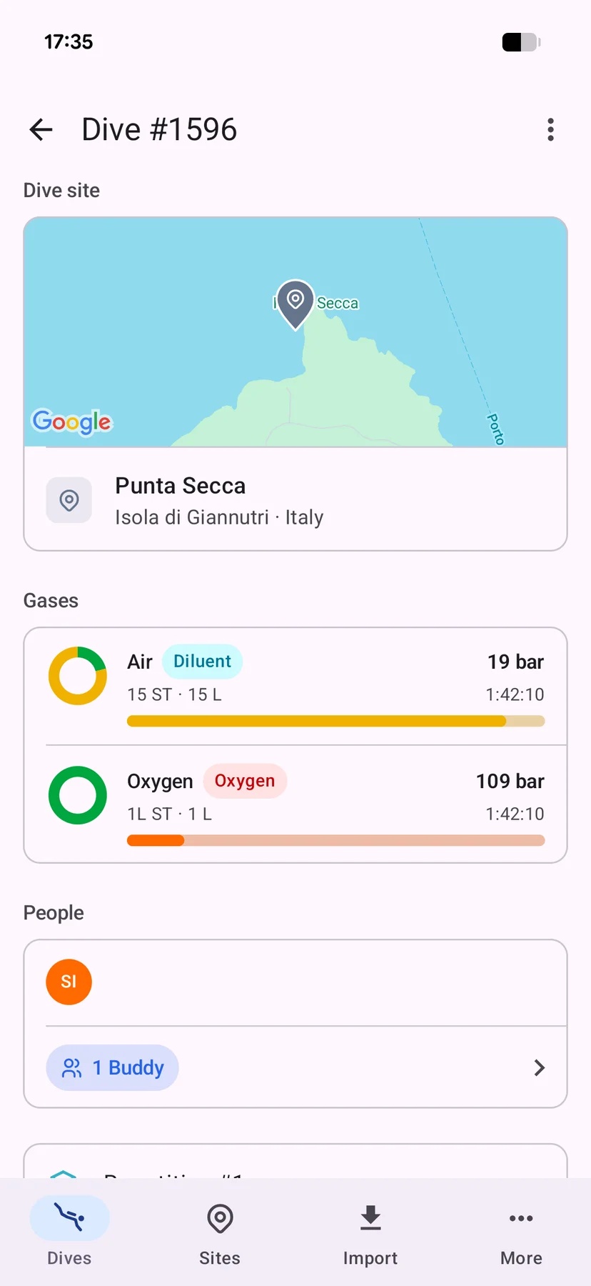 The same dive on the Divebase Android app: the Punta Secca dive site on a map, the diluent and oxygen cylinders with their pressures, and the buddy