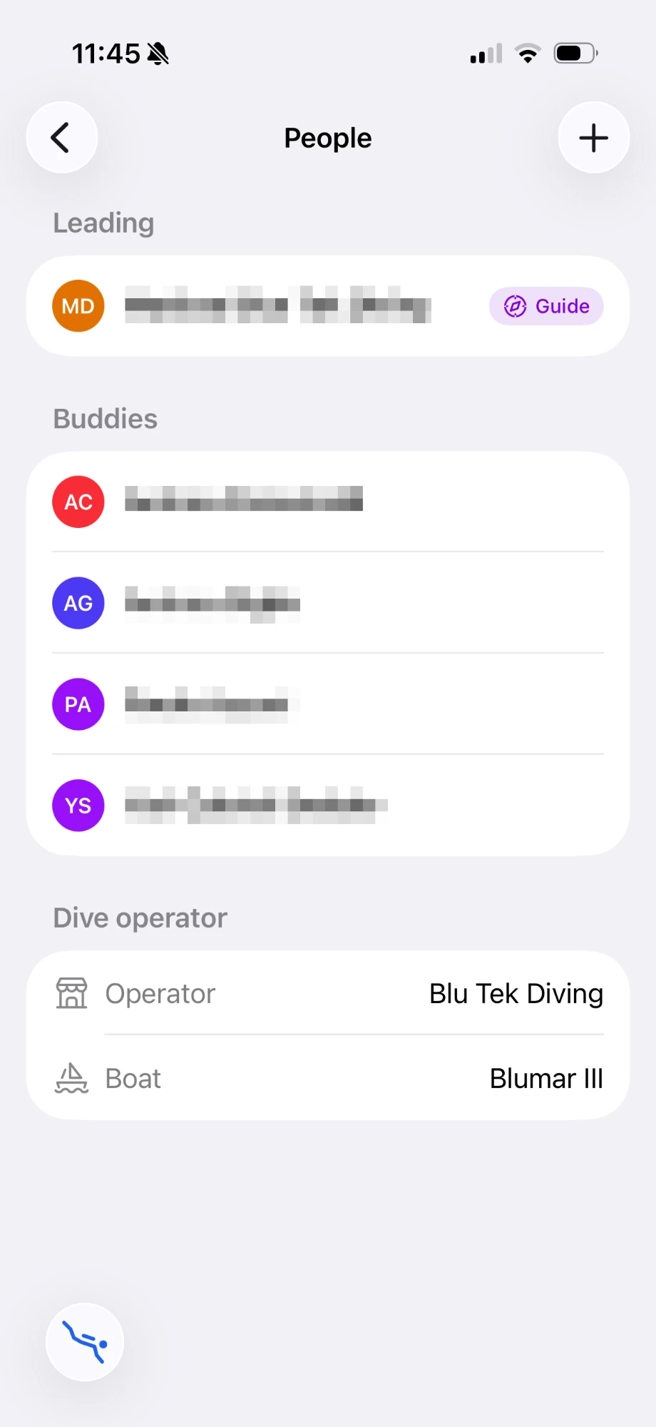 The People screen of a dive on the Divebase iPhone app, a guide and four buddies above a Dive operator card with Blu Tek Diving and the boat Blumar III